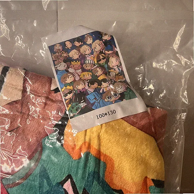 Cartoon Characters Throw 50x40 - New In Packing Did Not Remove To See It