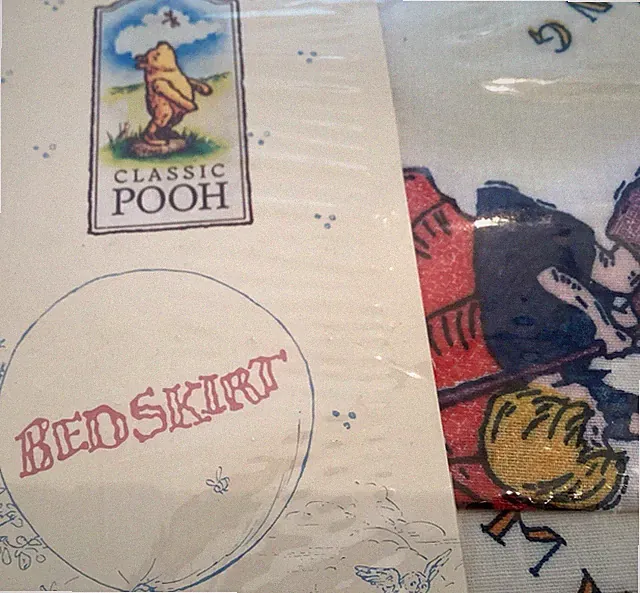 N O S 1998 Classic Pooh TWIN Bed Skirt Only *Four Seasons*50% C. 50% Poly.