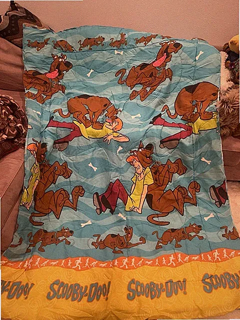 Vintage Scooby Doo & Shaggy Twin Comforter Quilted & Reversible USA 1998